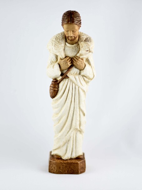 Figurka Dobry Pasterz w białej szacie (1)